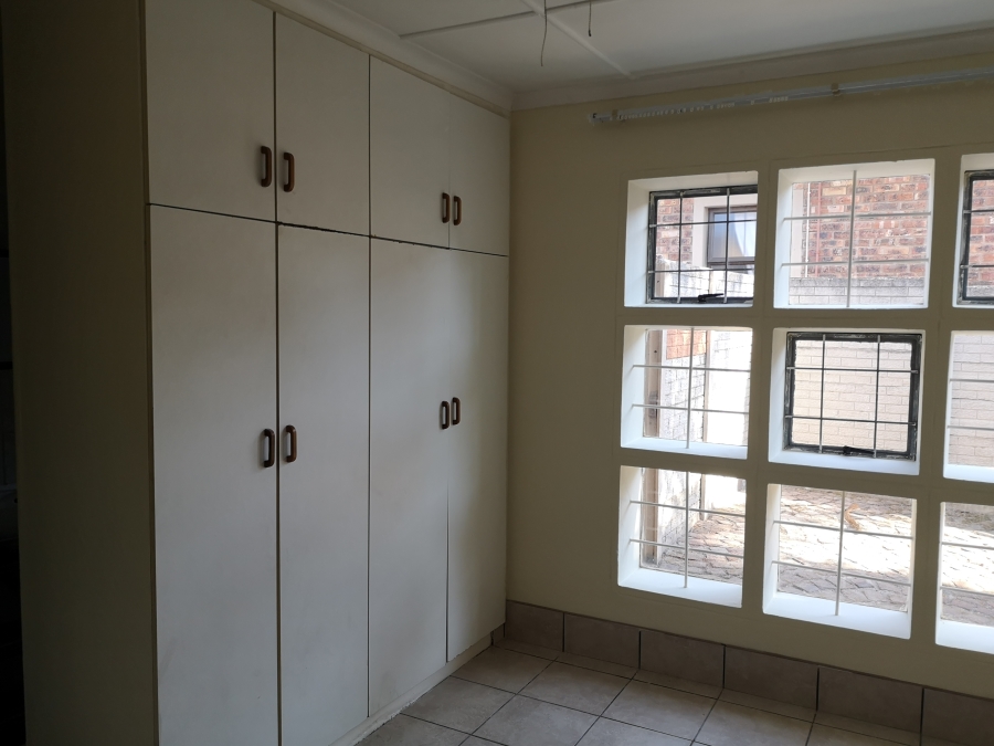 To Let 2 Bedroom Property for Rent in Cambridge Eastern Cape